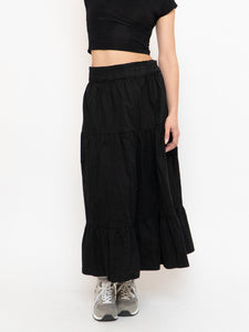 Modern x Tiered Skirt With Thick Waistband (S, M)