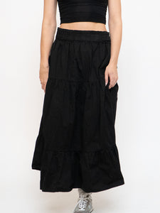 Modern x Tiered Skirt With Thick Waistband (S, M)