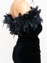 Load image into Gallery viewer, Vintage x Made in UK x Velvet Feather Off-Shoulder Dress (M)