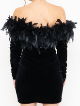 Load image into Gallery viewer, Vintage x Made in UK x Velvet Feather Off-Shoulder Dress (M)