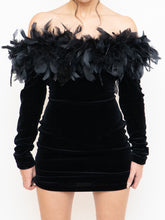 Load image into Gallery viewer, Vintage x Made in UK x Velvet Feather Off-Shoulder Dress (M)