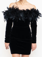 Load image into Gallery viewer, Vintage x Made in UK x Velvet Feather Off-Shoulder Dress (M)