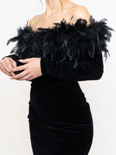 Load image into Gallery viewer, Vintage x Made in UK x Velvet Feather Off-Shoulder Dress (M)