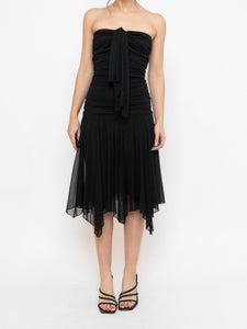 Vintage x Made in Canada x Cinched Top Flowy Bottom Dress (XXS, XS)