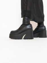Load image into Gallery viewer, WINDSORSMITH x Black Leather Platform Boot (9)