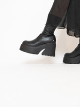 Load image into Gallery viewer, WINDSORSMITH x Black Leather Platform Boot (9)