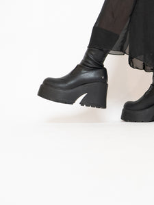 WINDSORSMITH x Black Leather Platform Boot (9)