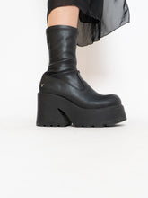 Load image into Gallery viewer, WINDSORSMITH x Black Leather Platform Boot (9)