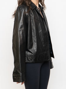 Vintage x Made in Turkey x BANANA REPUBLIC Black Cropped Leather Jacket (XS-M)