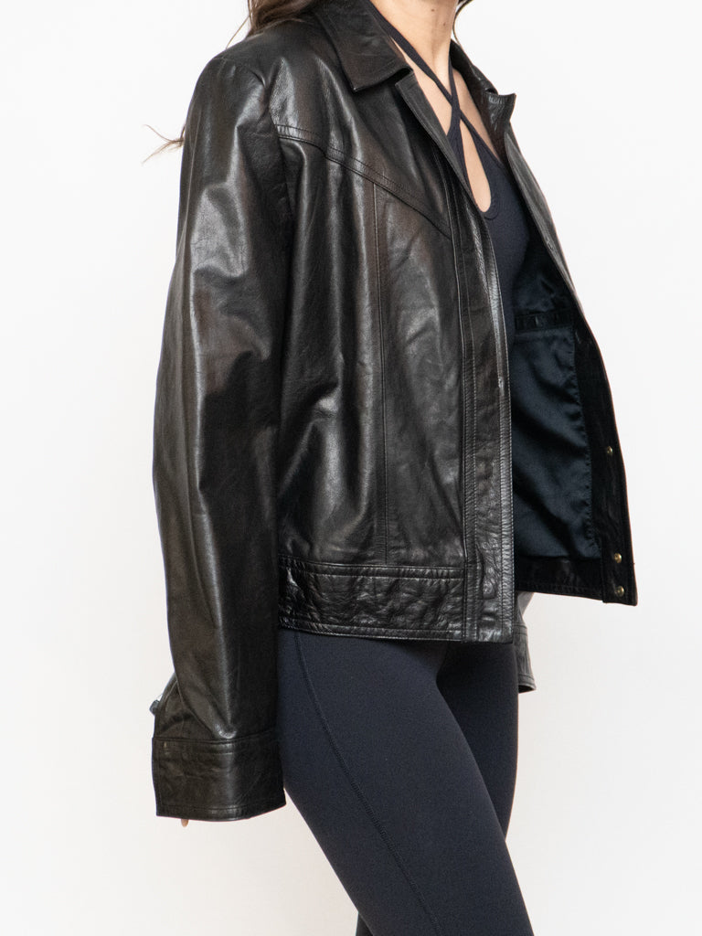 Vintage x Made in Turkey x BANANA REPUBLIC Black Cropped Leather Jacket (XS-M)