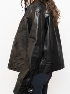 Vintage x Made in Turkey x BANANA REPUBLIC Black Cropped Leather Jacket (XS-M)