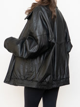 Load image into Gallery viewer, Vintage x Canadian-Made Leather Bomber Jacket (XS-XL)