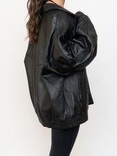 Load image into Gallery viewer, Vintage x Canadian-Made Leather Bomber Jacket (XS-XL)