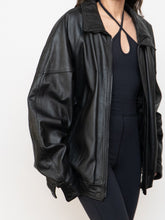 Load image into Gallery viewer, Vintage x Canadian-Made Leather Bomber Jacket (XS-XL)