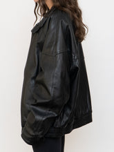 Load image into Gallery viewer, Vintage x Canadian-Made Leather Bomber Jacket (XS-XL)