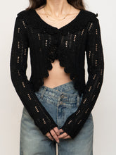 Load image into Gallery viewer, Vintage x Black Cropped Knit Button Up Cardigan (XS-M)
