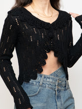 Load image into Gallery viewer, Vintage x Black Cropped Knit Button Up Cardigan (XS-M)