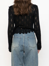 Load image into Gallery viewer, Vintage x Black Cropped Knit Button Up Cardigan (XS-M)