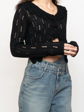 Load image into Gallery viewer, Vintage x Black Cropped Knit Button Up Cardigan (XS-M)