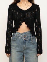 Load image into Gallery viewer, Vintage x Black Cropped Knit Button Up Cardigan (XS-M)