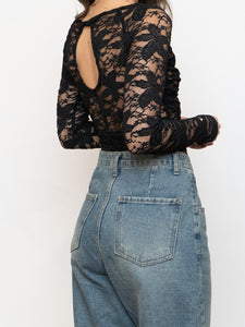 Vintage x Black & Nude Long Sleeve Lace Top (XS, S)