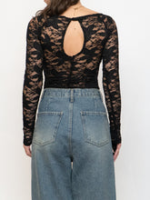 Load image into Gallery viewer, Vintage x Black &amp; Nude Long Sleeve Lace Top (XS, S)