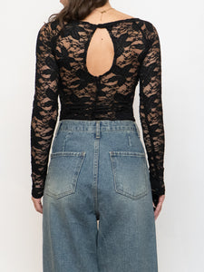 Vintage x Black & Nude Long Sleeve Lace Top (XS, S)