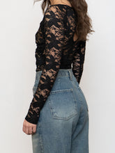 Load image into Gallery viewer, Vintage x Black &amp; Nude Long Sleeve Lace Top (XS, S)