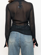 Load image into Gallery viewer, Vintage x TRISTAN &amp; ISEUT Button Up Scrunched Blouse (XS-M)