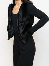 Load image into Gallery viewer, Vintage x NINA LEONARD Knit &amp; Faux Fur Vest (S-L)