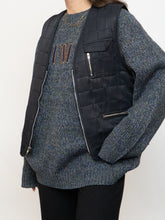 Load image into Gallery viewer, Vintage x Black Lightweight Quilted Vest (XS-M)