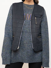 Load image into Gallery viewer, Vintage x Black Lightweight Quilted Vest (XS-M)