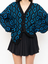 Load image into Gallery viewer, Vintage x Made in Canada x TUNDRA  Black &amp; Blue Wool Cardi (XS-L)