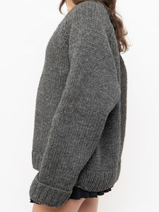 Vintage x Dark Grey Chunky Hand Knit Sweater (XS-XL)