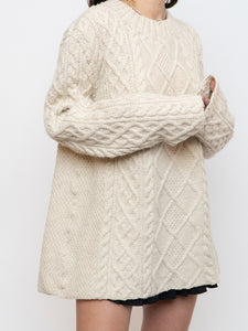 Vintage x Chunky Cable Knit Cream Sweater (XS-XL)