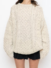 Load image into Gallery viewer, Vintage x Made in Ireland x Deadstock Cream Speckled Chunky Knit Sweater (XS-XXL)