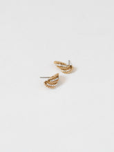 Load image into Gallery viewer, Vintage x Gold Plated Rhinestone Earrings