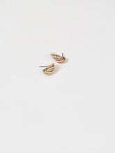 Load image into Gallery viewer, Vintage x Gold Plated Rhinestone Earrings