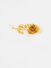 Load image into Gallery viewer, Vintage x Gold Flat Rose Broach