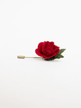 Load image into Gallery viewer, Vintage x Red Rose Broach