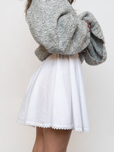 Load image into Gallery viewer, Vintage x White Lace Trim Mini Skirt (XS, S)