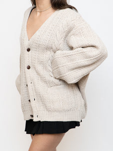 Vintage x Cozy Beige Knit Cardigan (XS-XL)