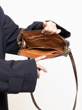 Load image into Gallery viewer, Vintage x Made in USA x DOONEY &amp; BURKE Green, Brown Leather Purse