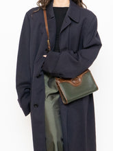 Load image into Gallery viewer, Vintage x Made in USA x DOONEY &amp; BURKE Green, Brown Leather Purse