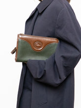Load image into Gallery viewer, Vintage x Made in USA x DOONEY &amp; BURKE Green, Brown Leather Purse