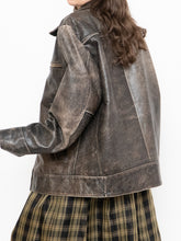 Load image into Gallery viewer, Vintage x GAP Brown Faded Fleece-Lined Leather Jacket (XS-L)