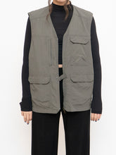 Load image into Gallery viewer, Vintage x Olive Green Lightweight Outdoor Vest (S-L)