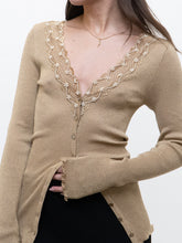 Load image into Gallery viewer, Vintage x Made in Italy x Deadstock Beige Glitter Beaded Cardigan (XS, S)
