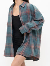 Load image into Gallery viewer, Vintage x Made in Hong Korea x Teal Plaid Soft Oversized Buttonup (XS-3XL)