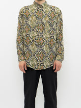Load image into Gallery viewer, Vintage x Green Silk Patterned Buttonup (XS-XL)